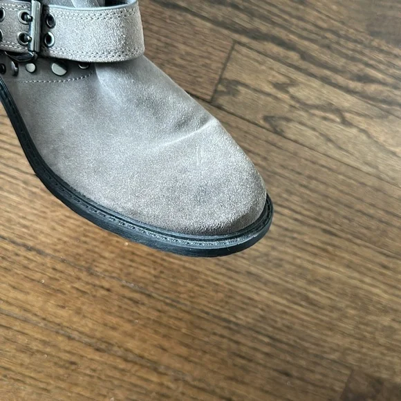 Sam Edelman Deryn Extra Rugged Distressed Discolored Studded Moto Suede Boots - Picture 15 of 17